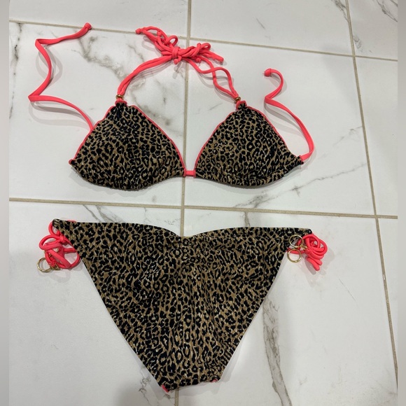 Sofia - 2 piece bikini set - Picture 2 of 4